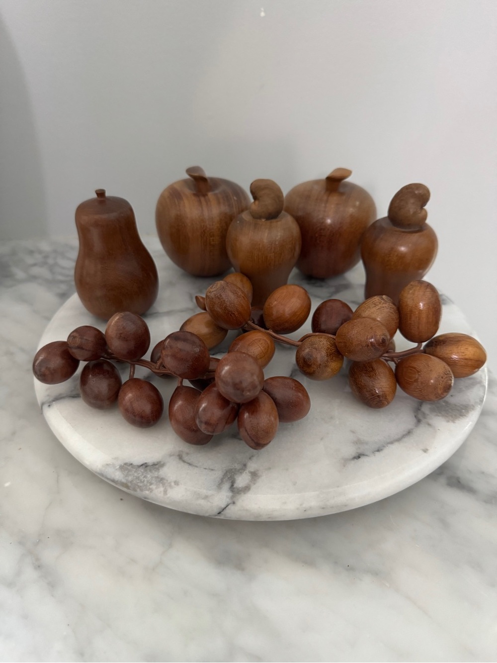 Vintage MCM Monkey Pod Hand Carved Wooden Fruit Set 7pc